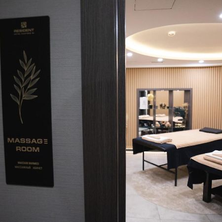 Resident Hotel Kazybek Bi Almaty Esterno foto