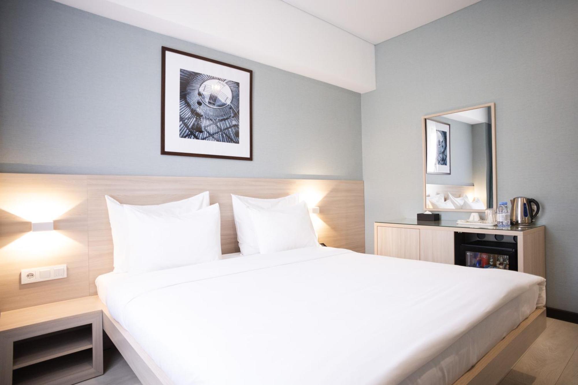 Resident Hotel Kazybek Bi Almaty Esterno foto
